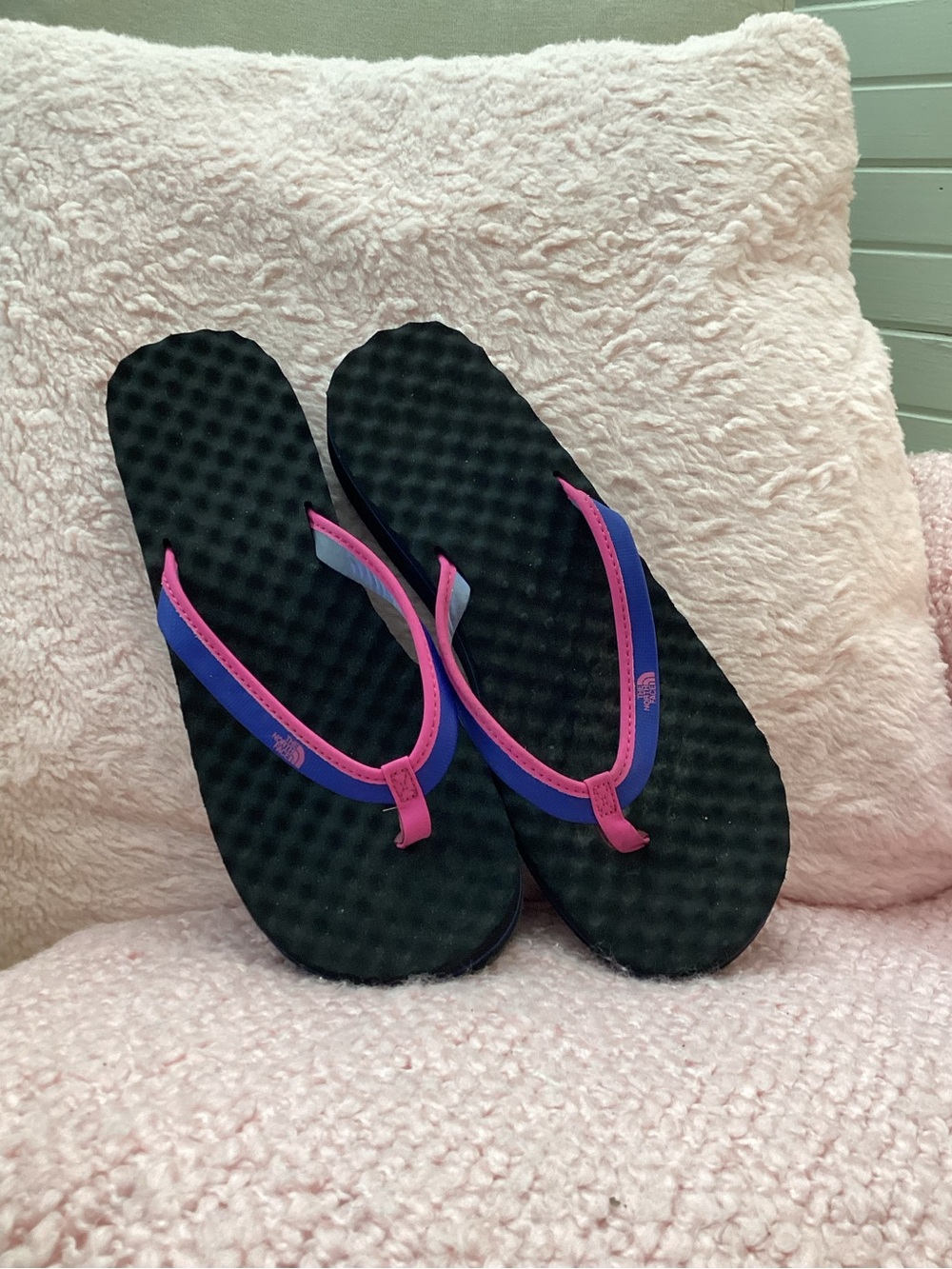 The North Face Black Textured Rubber Sole Flip Flops